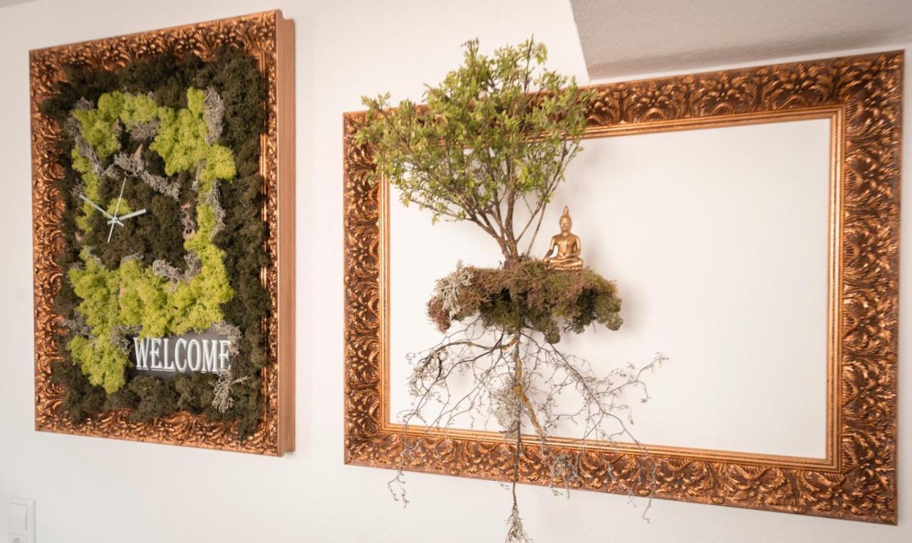 Village Bistro & Bar Fremdenzimmer Dettingen an der Erms ภายนอก รูปภาพ