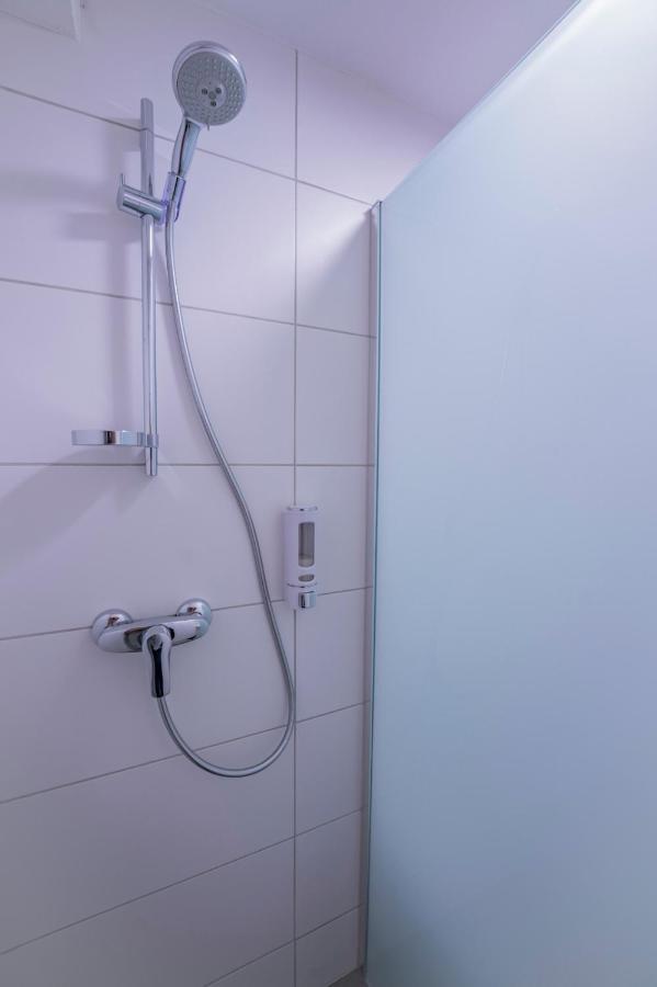 Village Bistro & Bar Fremdenzimmer Dettingen an der Erms ภายนอก รูปภาพ